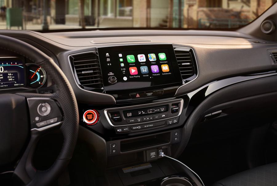 Детали интерьера Honda Passport 2019 года  (фото 3 из 53)